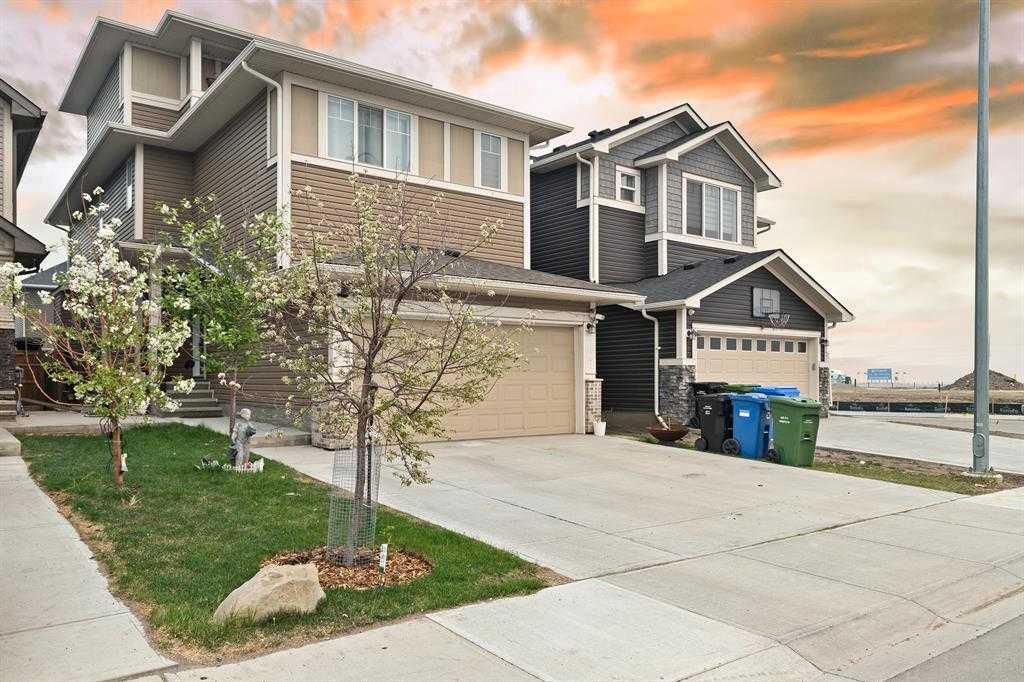 Picture of 143 SADDLESTONE Park NE, Calgary Real Estate Listing