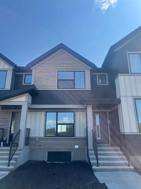 Picture of 922 Wolf Willow Boulevard SE, Calgary Real Estate Listing