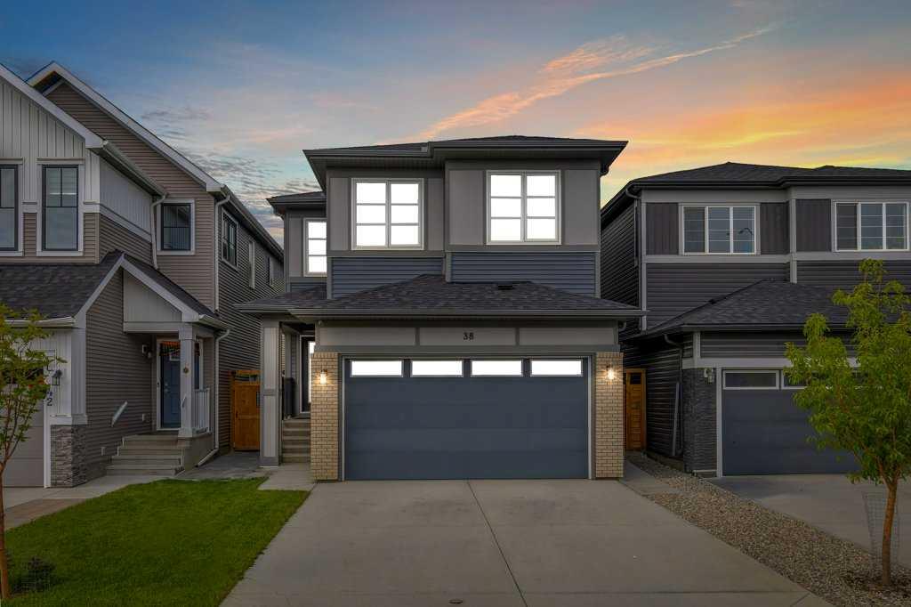 Picture of 38 Carringsby Way NW, Calgary Real Estate Listing
