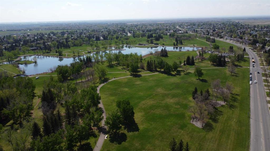 Picture of 310, 401 Columbia Boulevard W, Lethbridge Real Estate Listing