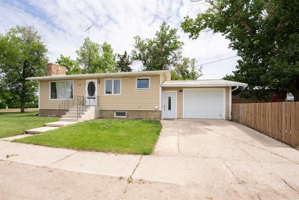 Picture of 17 2 Street , Champion Real Estate Listing
