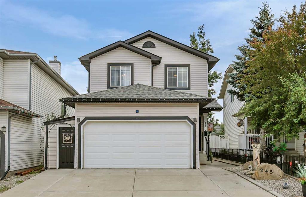 Picture of 245 Douglas Ridge Circle SE, Calgary Real Estate Listing