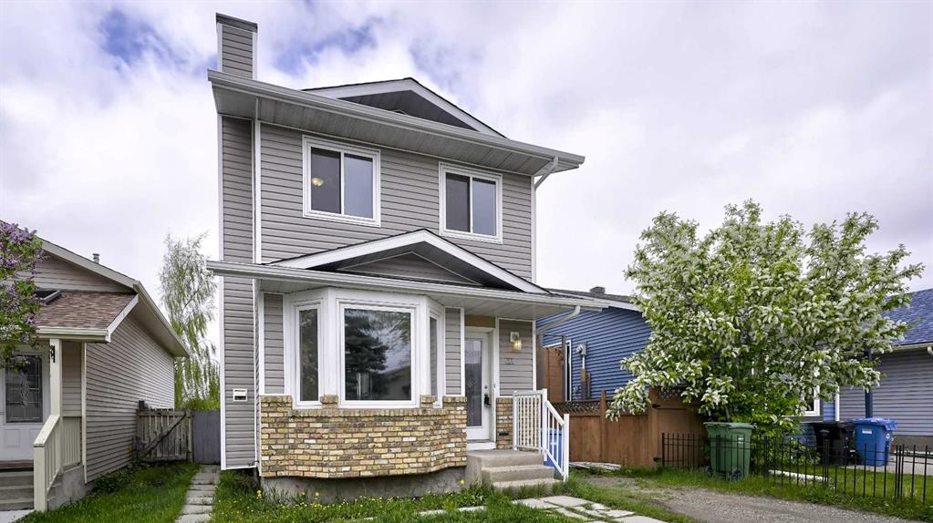 Picture of 124 Riverbrook Way SE, Calgary Real Estate Listing