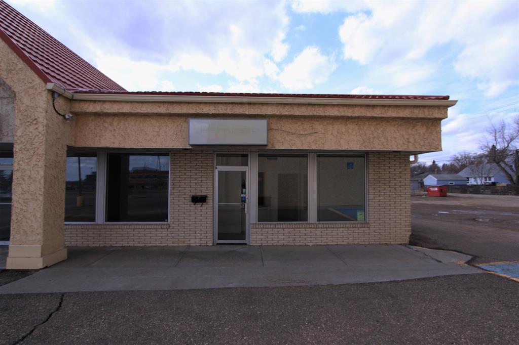 Picture of 124, 4402 52 Avenue , Lloydminster Real Estate Listing