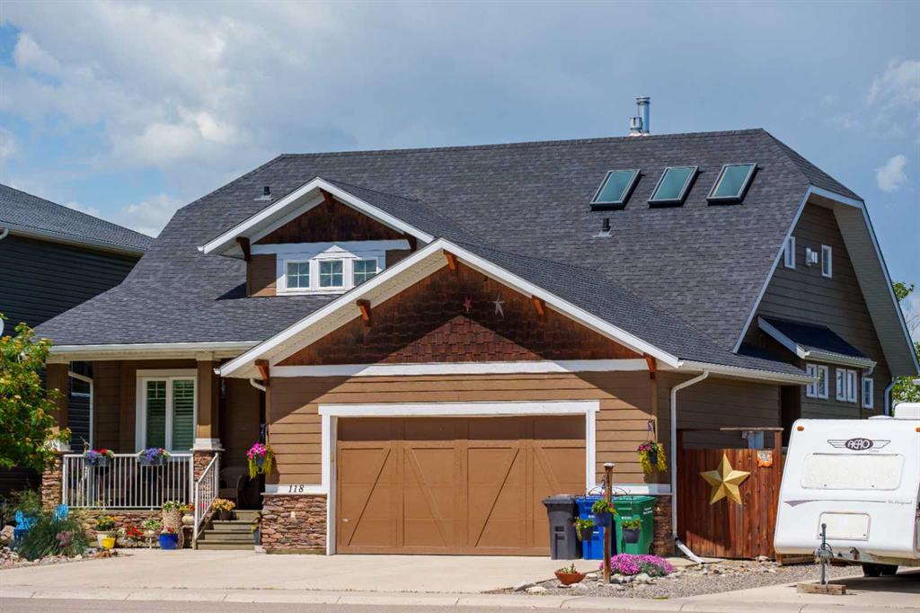 Picture of 118 Riverwood Crescent SW, Diamond Valley Real Estate Listing
