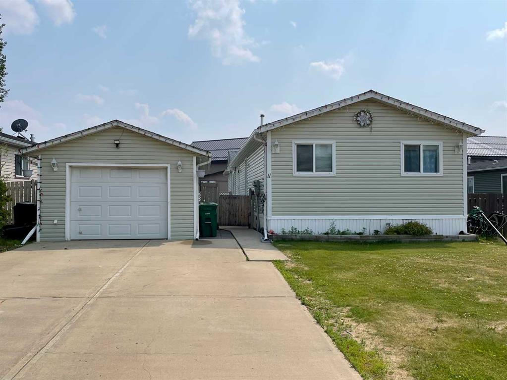Picture of 11 Driftwood Drive , High Level Real Estate Listing