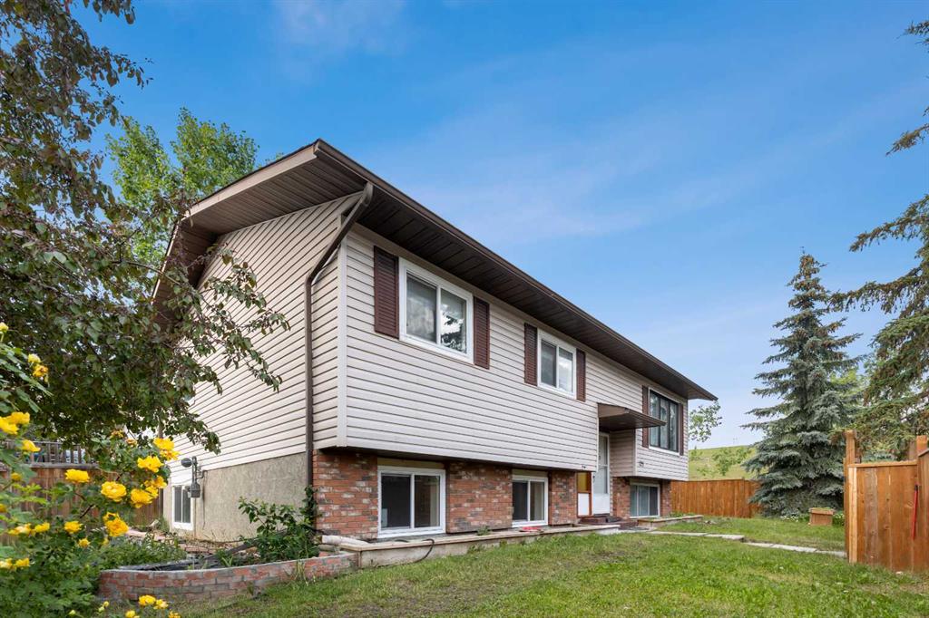 Picture of 125 Ranchero Rise NW, Calgary Real Estate Listing