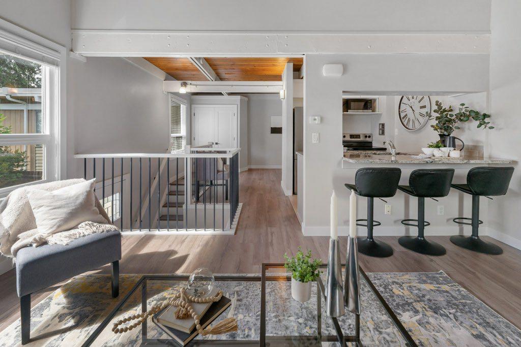 Picture of 105, 11010 Bonaventure Drive SE, Calgary Real Estate Listing