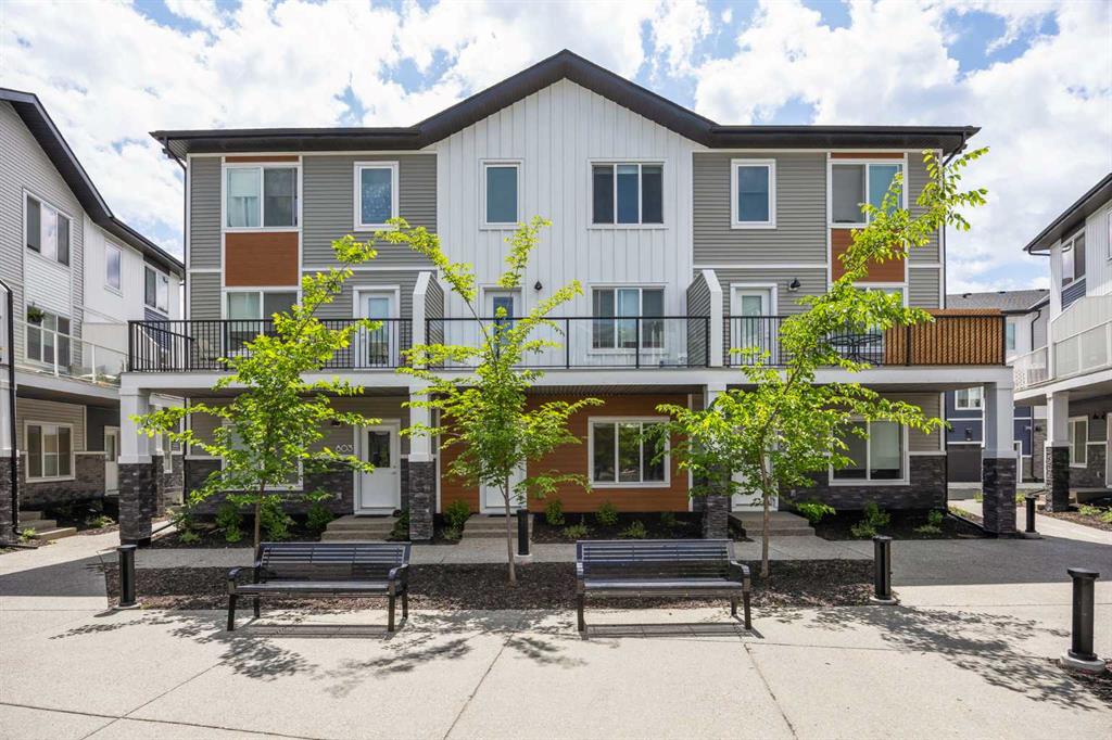 Picture of 802, 335 Creekside Boulevard SW, Calgary Real Estate Listing