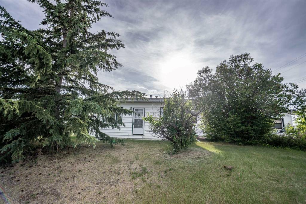 Picture of 9702 100 Ave  , Nampa Real Estate Listing