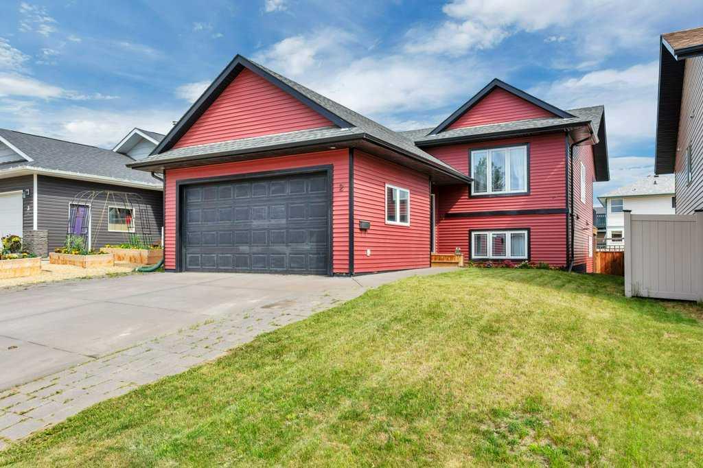 Picture of 2 Talisman Close , Lacombe Real Estate Listing