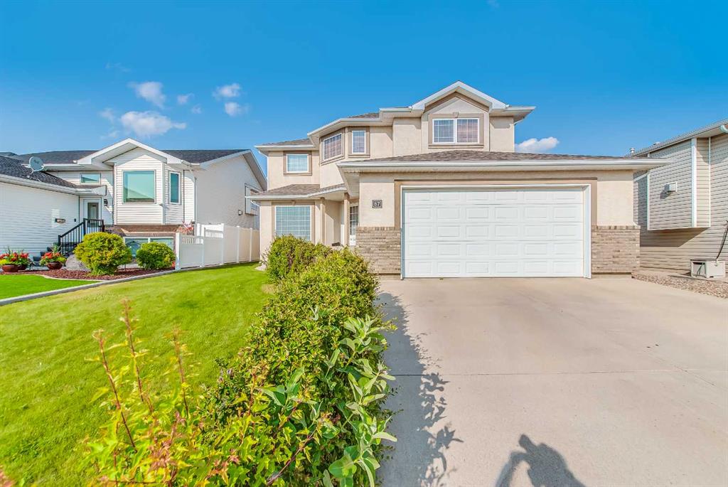 Picture of 87 Sunrise Road SW, Medicine Hat Real Estate Listing