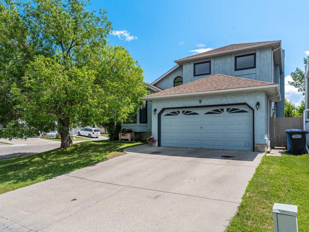 Picture of 9 Hunters Mews , Okotoks Real Estate Listing