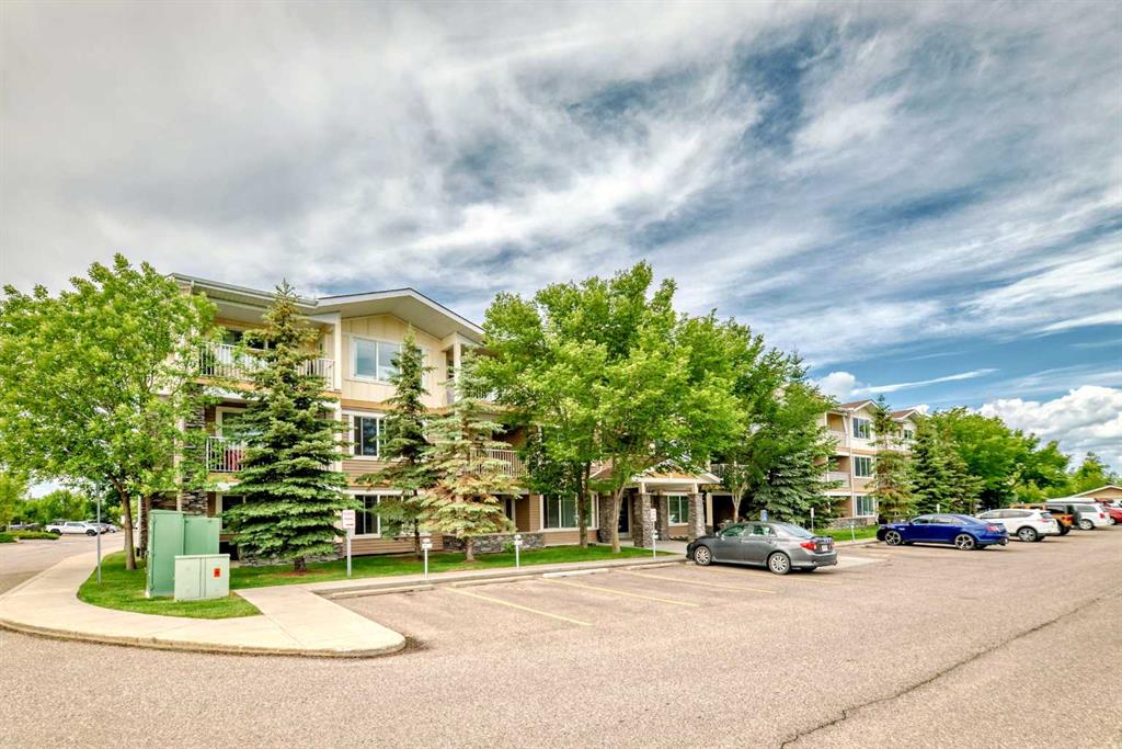 Picture of 1113, 4 Kingsland Close , Airdrie Real Estate Listing