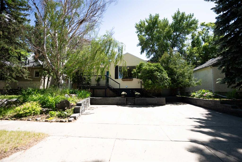 Picture of 1240 8A Avenue S, Lethbridge Real Estate Listing