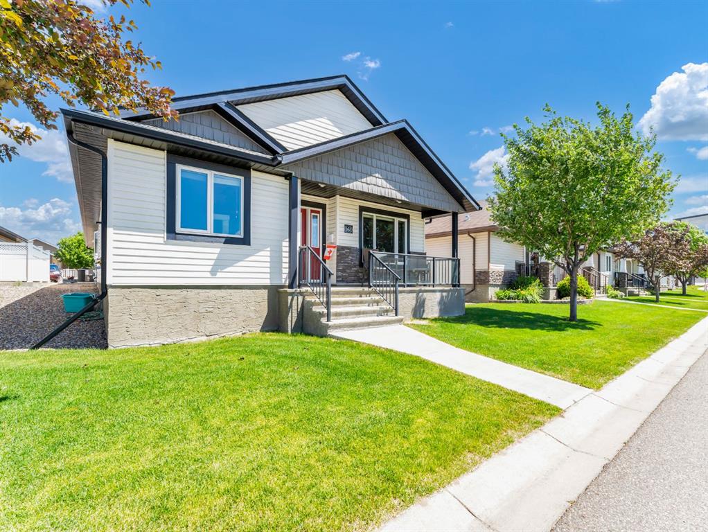 Picture of 161 Chartwell Row SE, Medicine Hat Real Estate Listing