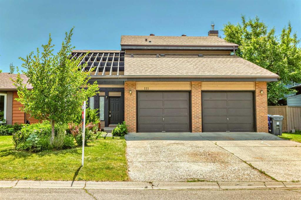 Picture of 111 Deercross Road SE, Calgary Real Estate Listing