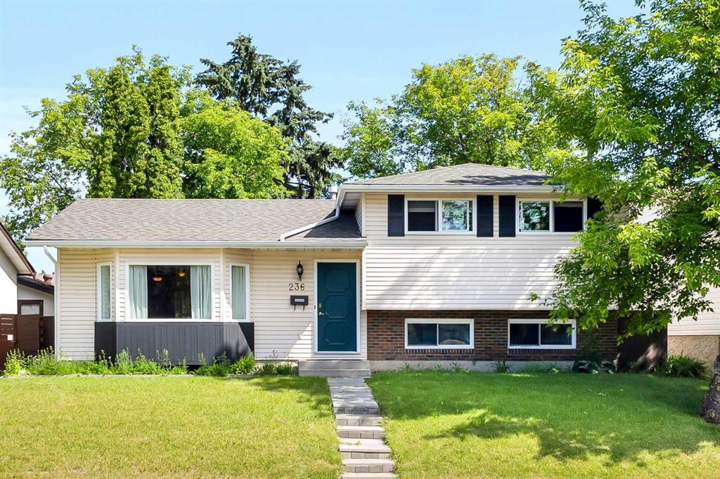 Picture of 236 Queen Tamara Way SE, Calgary Real Estate Listing