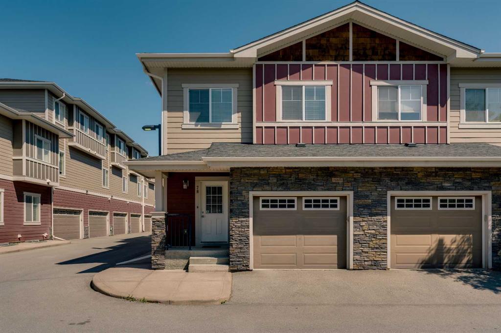 Picture of 78 West Coach Manor SW, Calgary Real Estate Listing