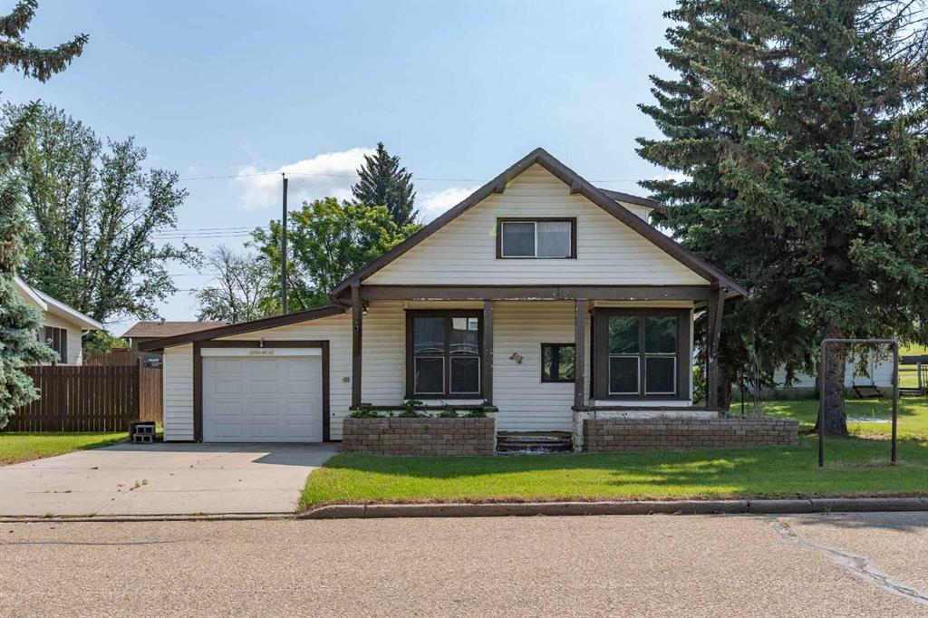 Picture of 5030 48 Street , Sedgewick Real Estate Listing