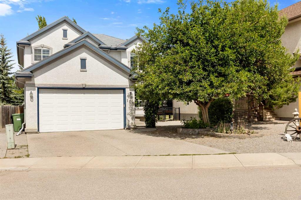 Picture of 151 Cranwell Close SE, Calgary Real Estate Listing