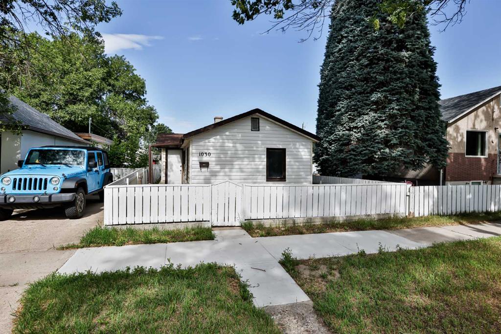 Picture of 1030 7 Street N, Lethbridge Real Estate Listing