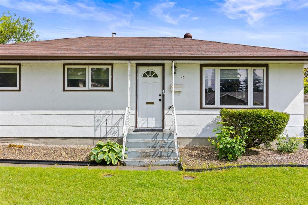 Picture of 10 Cheltenham Road NW, Calgary Real Estate Listing