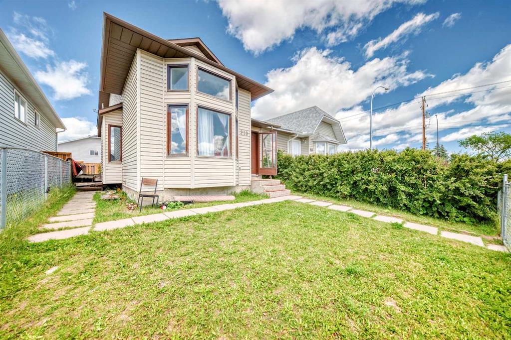 Picture of 210 Falmere Way NE, Calgary Real Estate Listing
