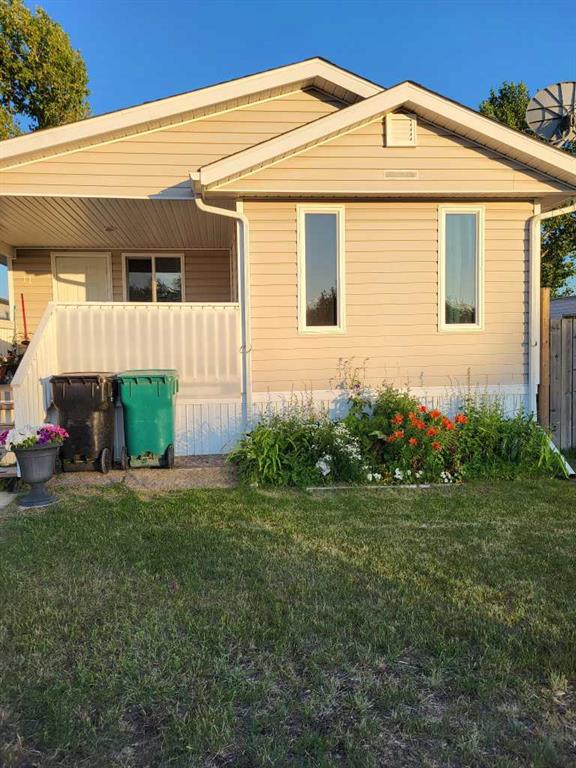 Picture of 11 600 14 Street , Beaverlodge Real Estate Listing