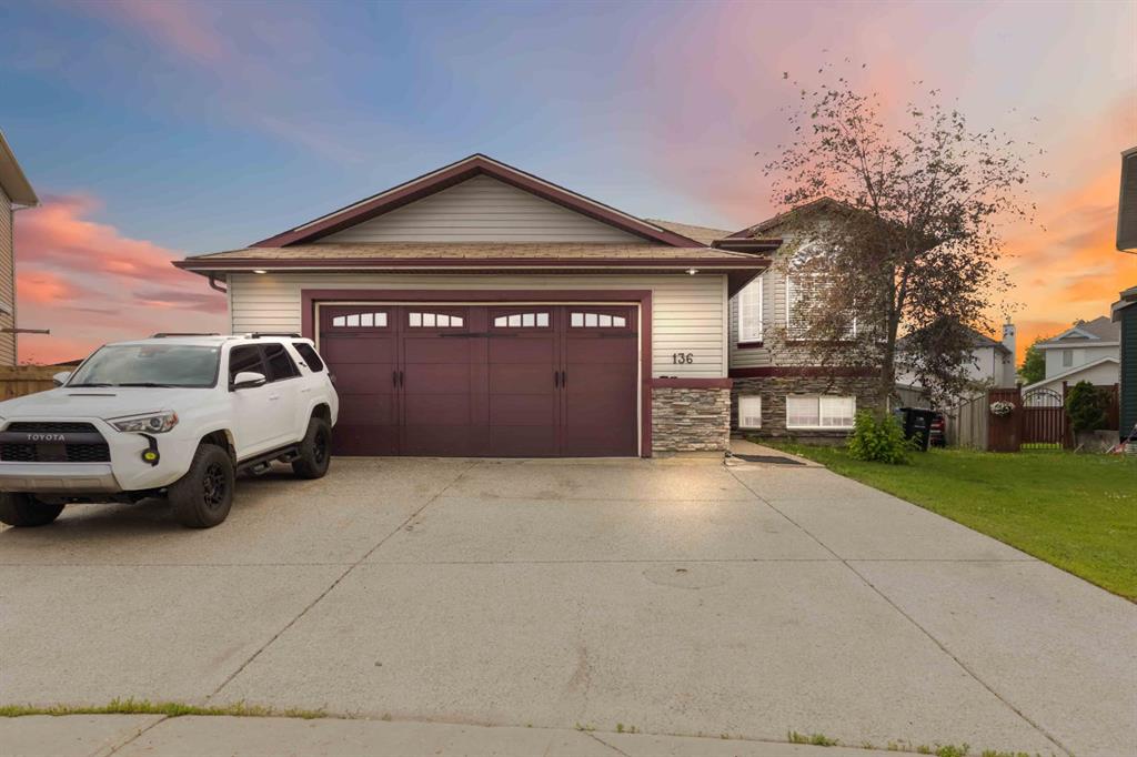 Picture of 136 Maple Leaf Lane , Fort McMurray Real Estate Listing