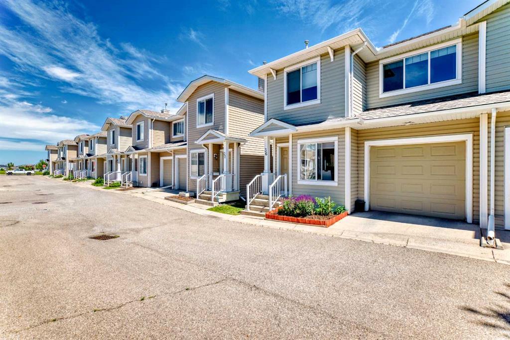 Picture of 36 Bridleridge Manor SW, Calgary Real Estate Listing