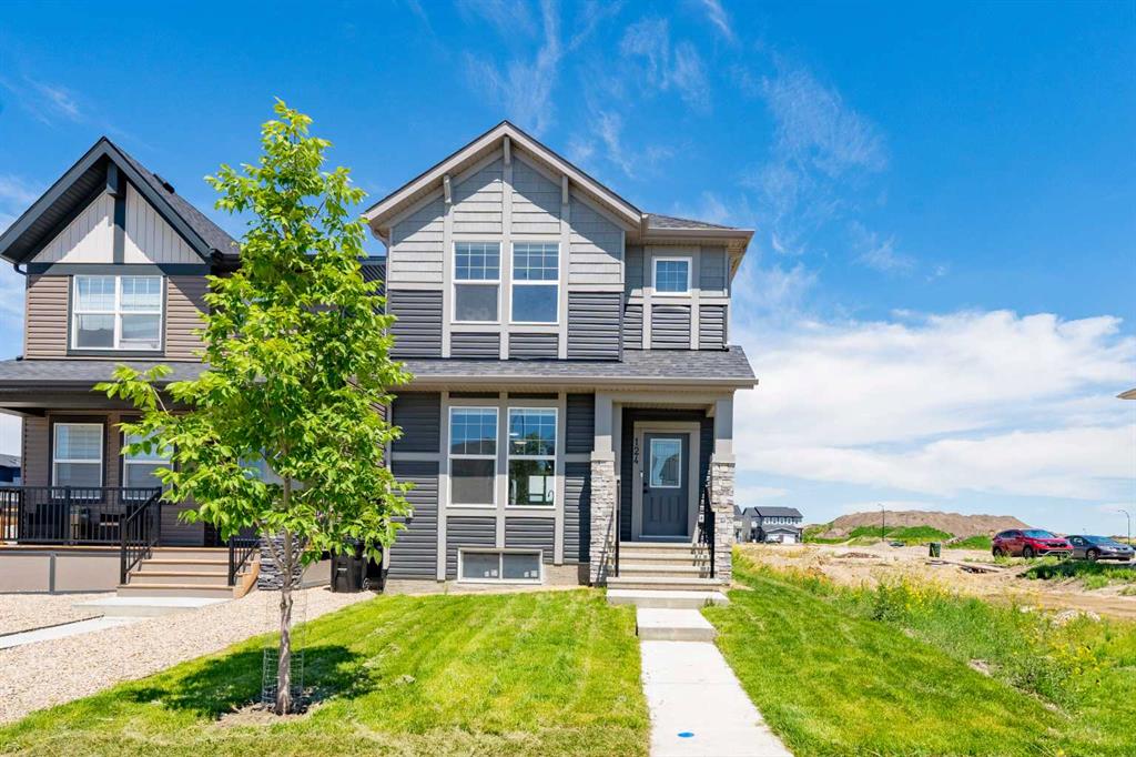 Picture of 124 Legacy Glen Place SE, Calgary Real Estate Listing