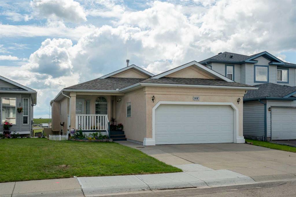 Picture of 163 Applestone Park SE, Calgary Real Estate Listing