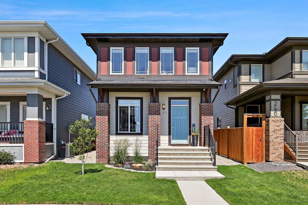 Picture of 242 Marquis Court SE, Calgary Real Estate Listing