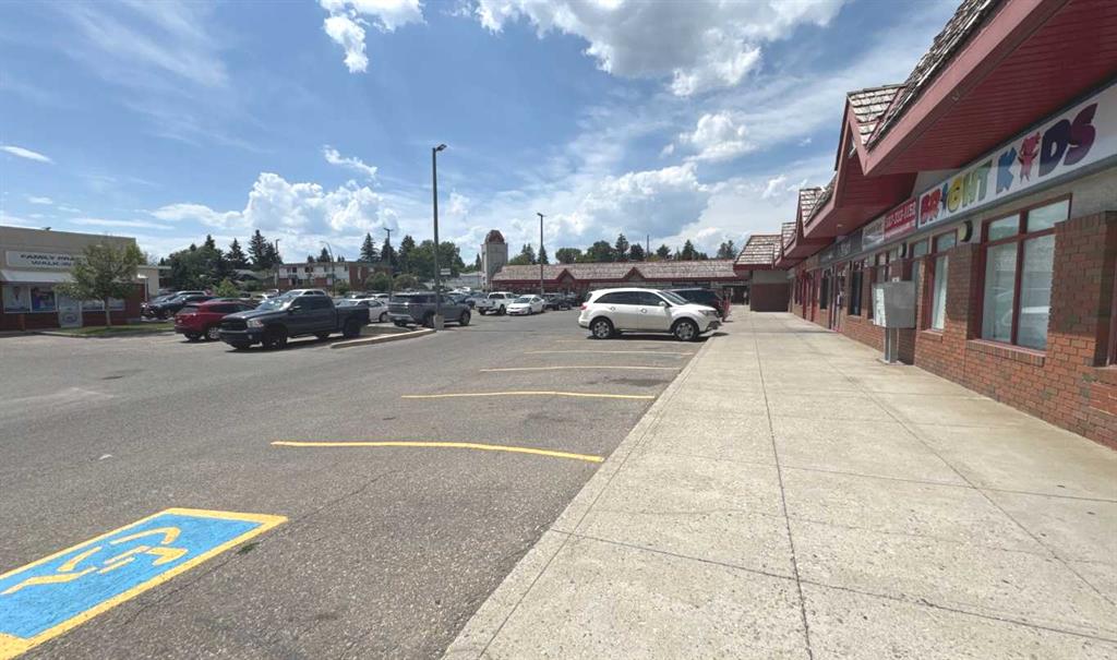 Picture of 3, 6219 Centre Street NW, Calgary Real Estate Listing