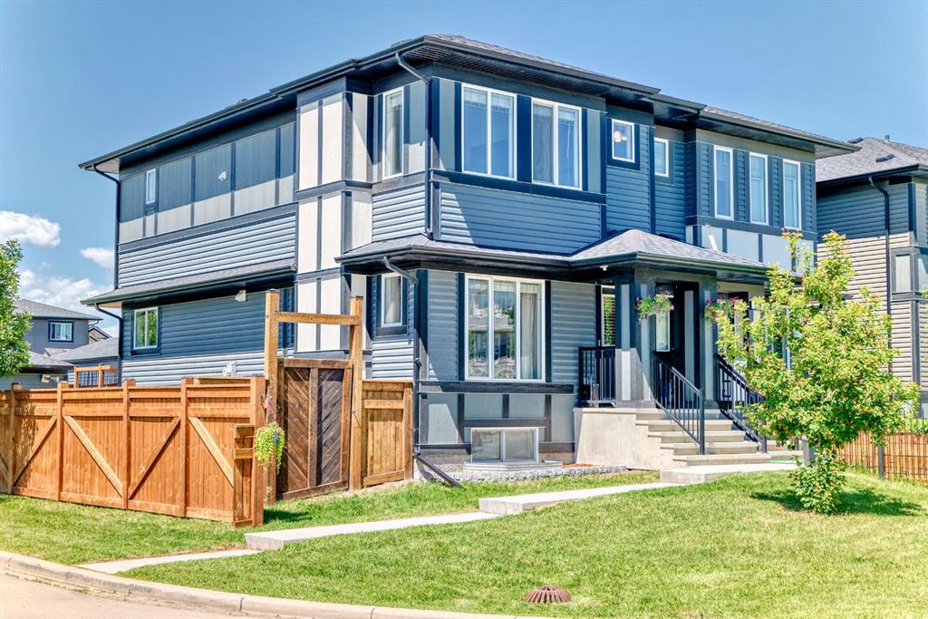 Picture of 21 Belgian Lane , Cochrane Real Estate Listing