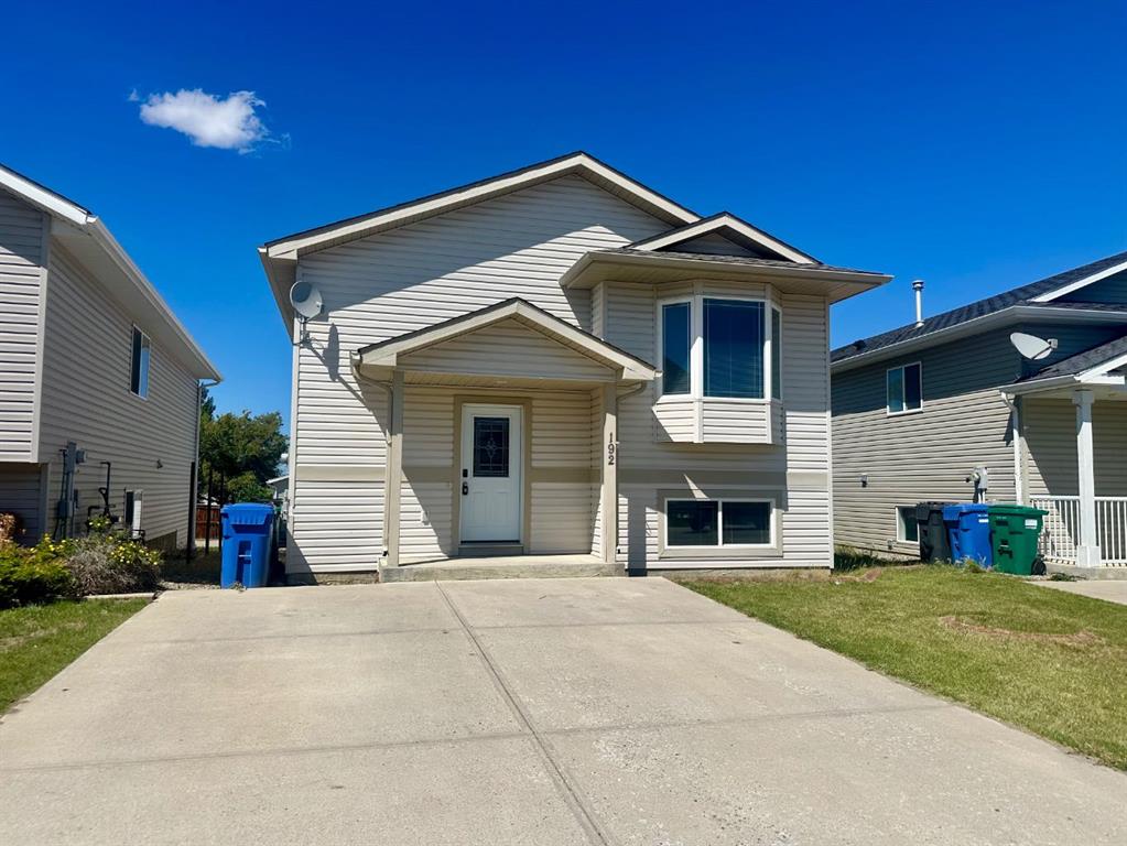 Picture of 192 Tartan Circle W, Lethbridge Real Estate Listing