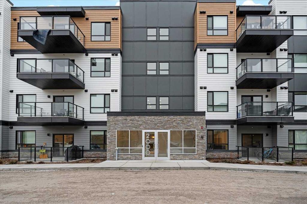 Picture of 2302, 42 CRANBROOK Gardens SE, Calgary Real Estate Listing