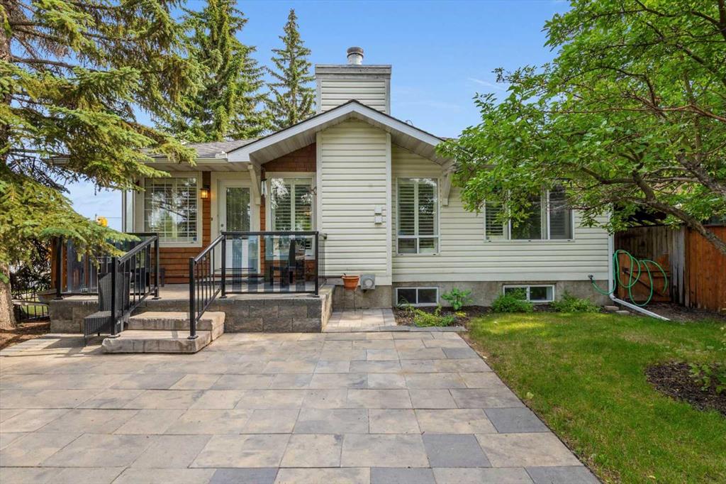 Picture of 6 Douglasbank Drive SE, Calgary Real Estate Listing