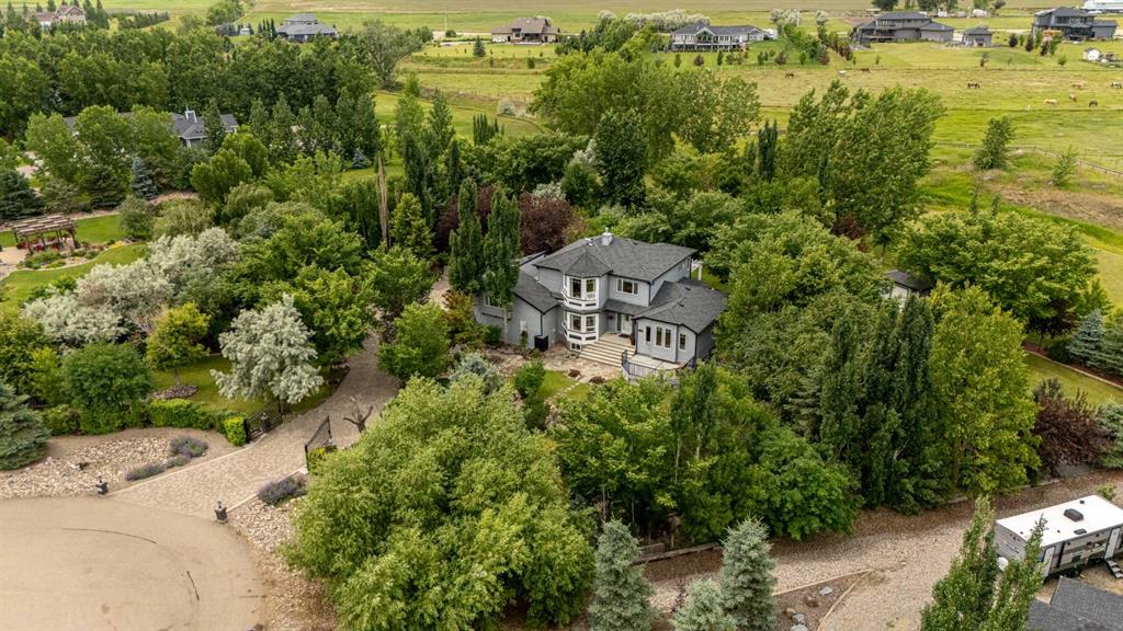 Picture of 106 Sierravista Court , Rural Lethbridge County Real Estate Listing