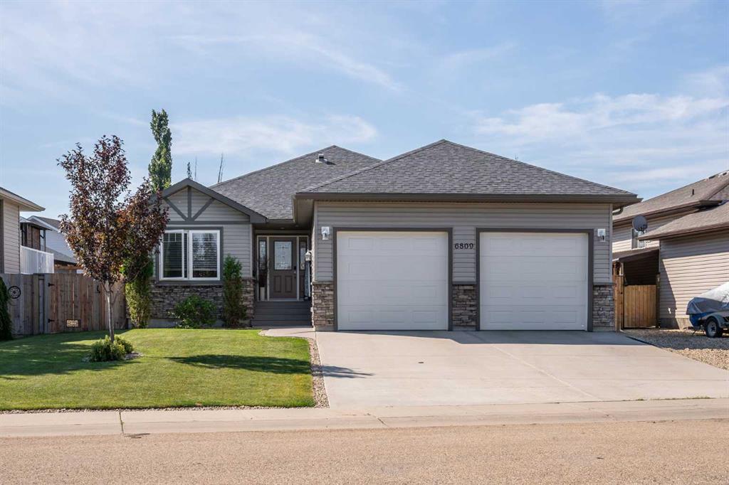 Picture of 6809 38 Avenue , Camrose Real Estate Listing