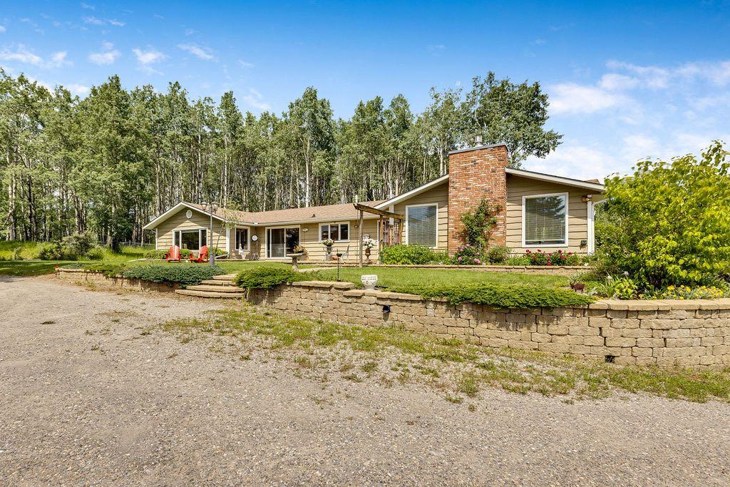 Picture of 98 Saddle Road , Rural Rocky View County Real Estate Listing