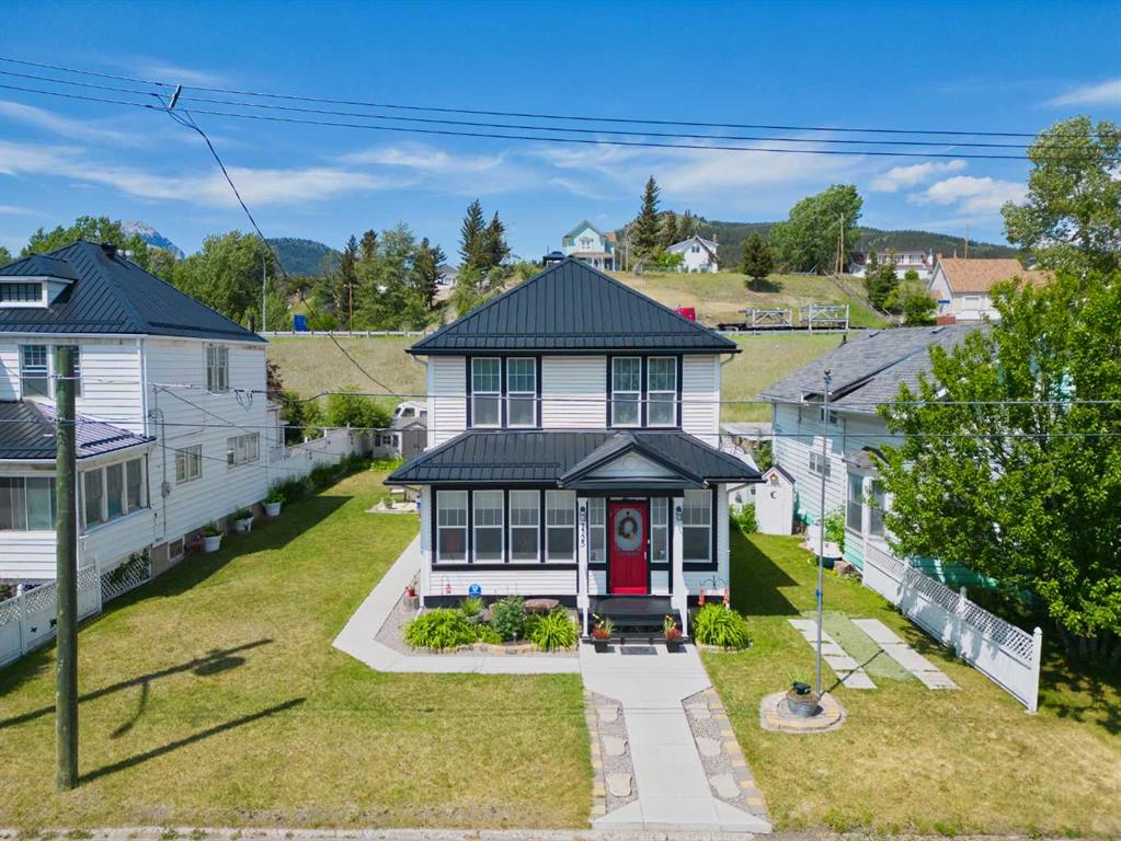 Picture of 7725 19 Avenue , Coleman Real Estate Listing