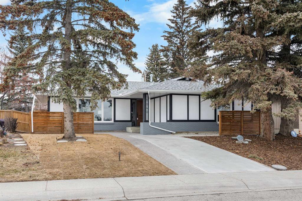 Picture of 1040 Lake Ontario Drive SE, Calgary Real Estate Listing