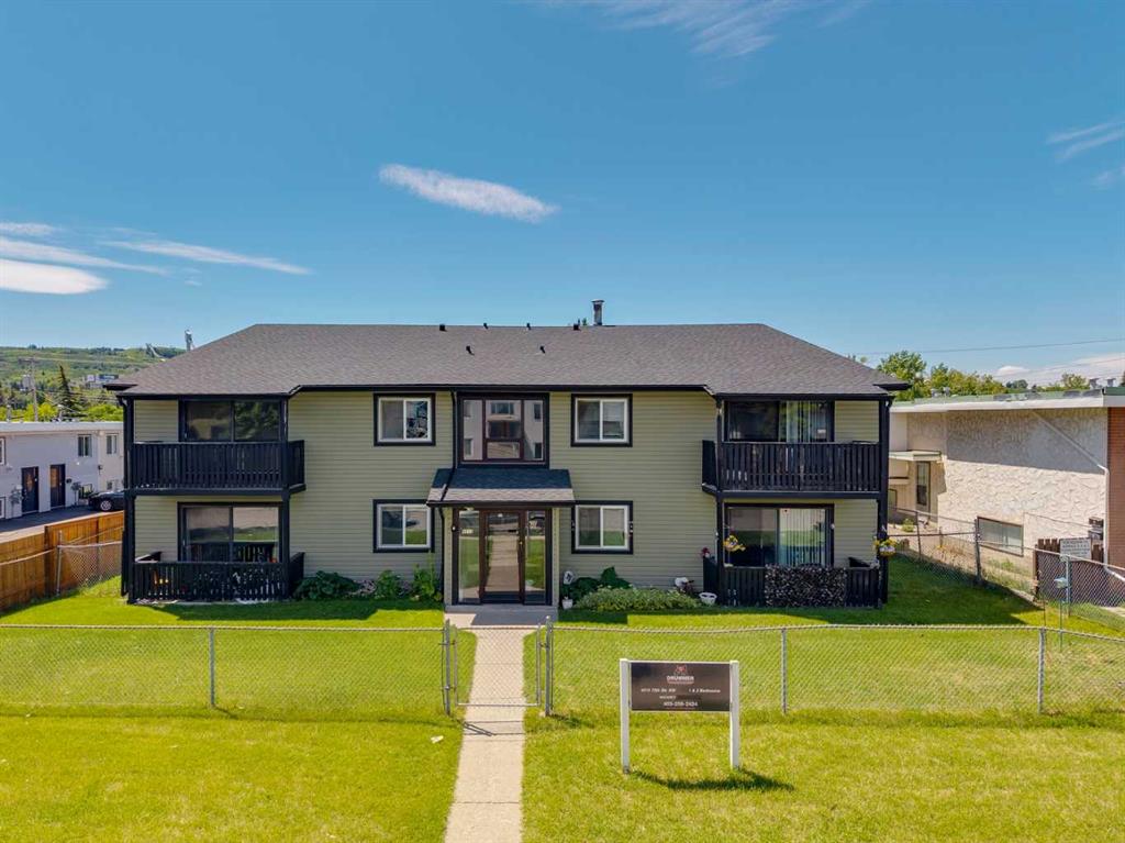 Picture of 4515 75 Street NW, Calgary Real Estate Listing