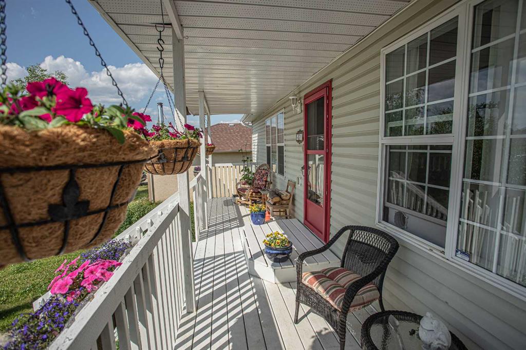 Picture of 7 Beaver Ranch Drive , High Level Real Estate Listing