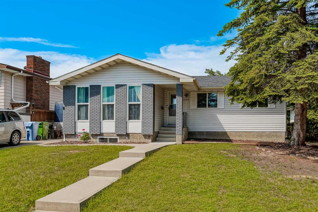 Picture of 208 Woodpark Place SW, Calgary Real Estate Listing
