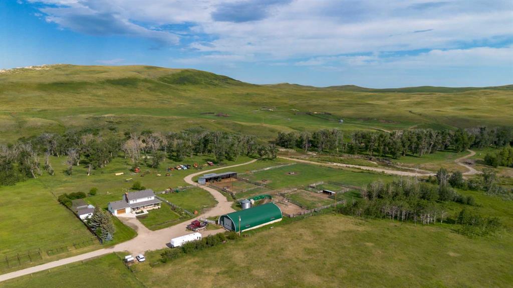 Picture of 270022 TWP RD 22  , Rural Cardston County Real Estate Listing