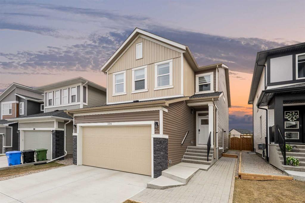 Picture of 156 Ambleside Crescent NW, Calgary Real Estate Listing