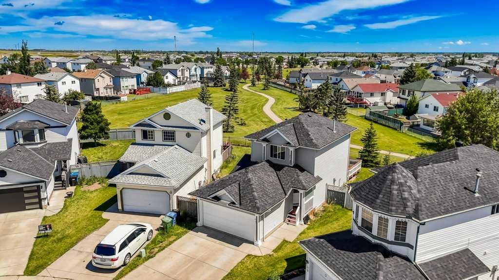 Picture of 47 San Diego Place NE, Calgary Real Estate Listing